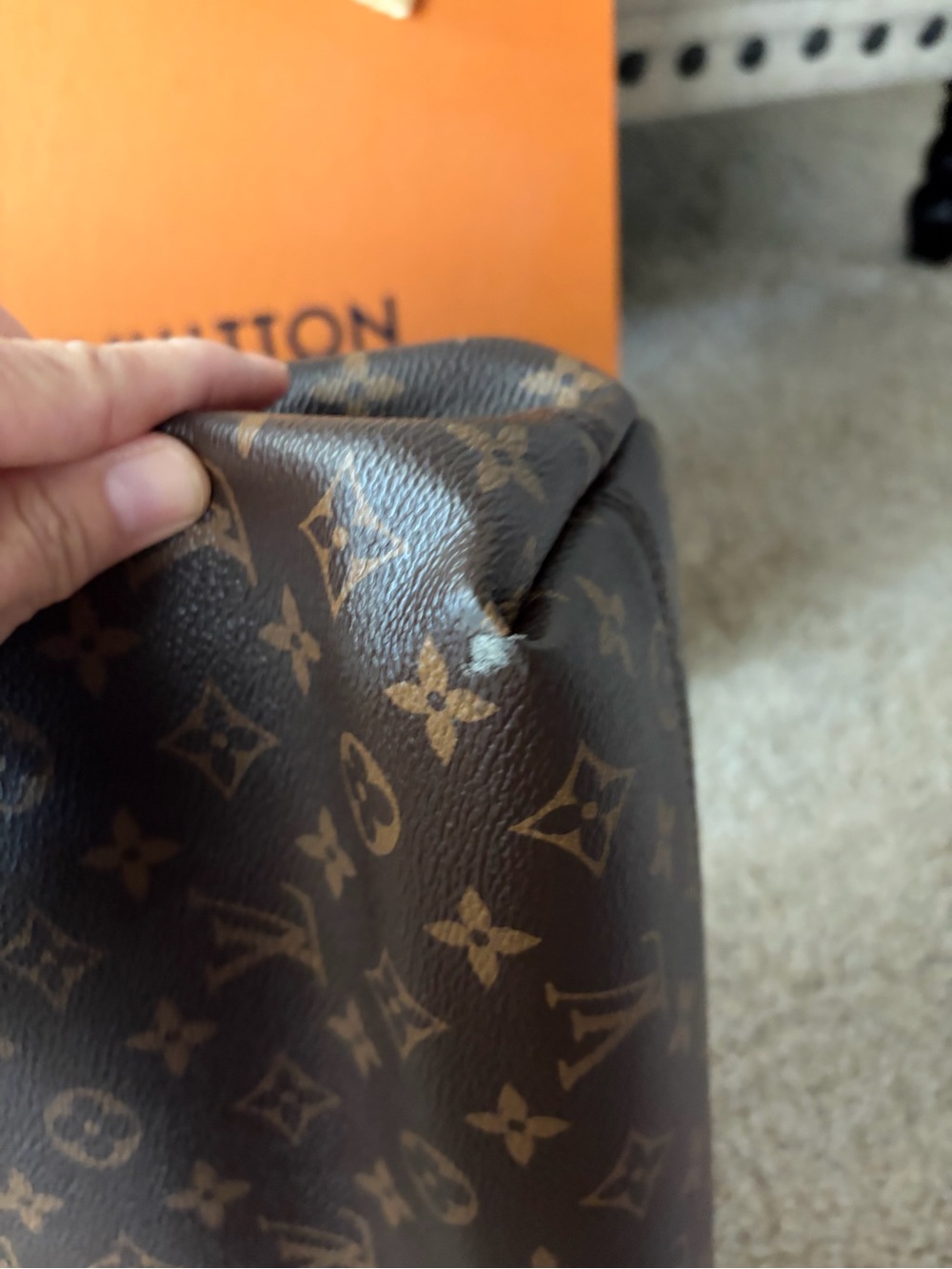 Louis Vuitton Graceful PM Monogram Canvas Shoulder Bag with Tan Handle - Picture 10 of 14